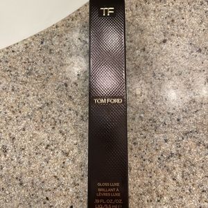 NIB Tom Ford Gloss Luxe in color “smoked glass”